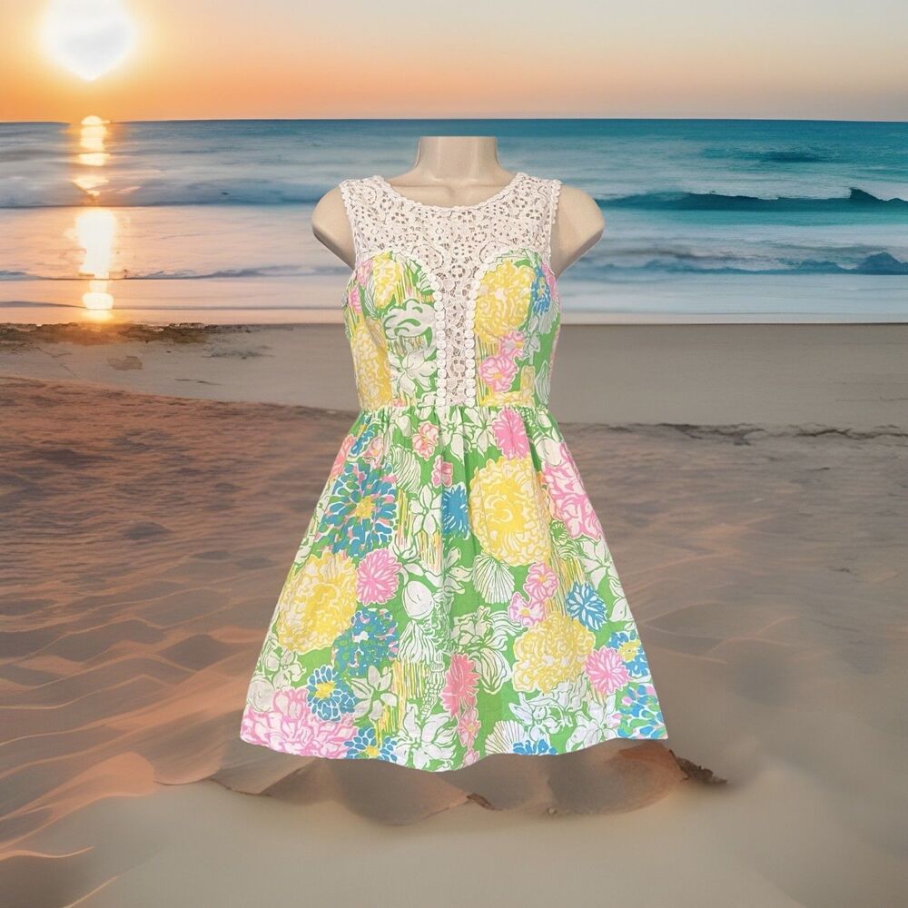 Lilly Pulitzer Reagan in Hibiscus Stroll Fit Flare Shift Dress Size 00